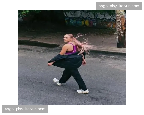 WNBA选秀首轮：康涅狄格大学后卫福德成状元，TCU控卫迈尔斯榜眼，西班牙中锋法姆探花